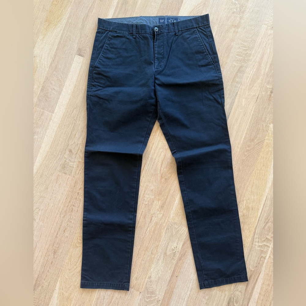 Gap Men’s Navy Chino Pants Slim Fit 33 x 34 Classic Basic Work Casual Pants